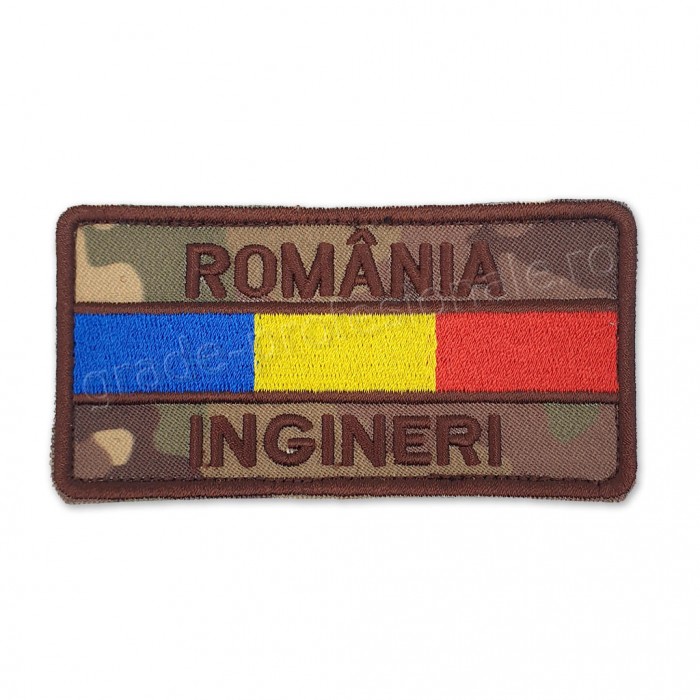 Ecuson brodat cu text "ROMANIA" si specialitatea armei