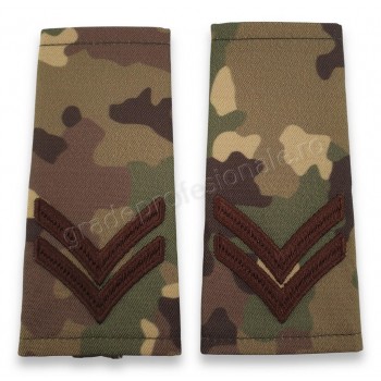 Grade Caporal clasa III-a combat forte terestre