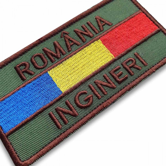 Ecuson brodat cu text "ROMANIA" si specialitatea armei