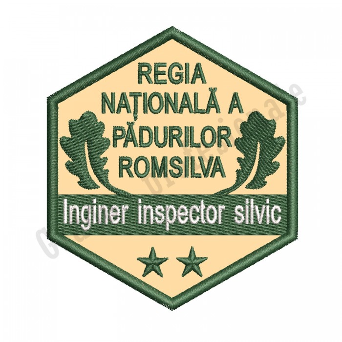 ecuson gradatie inginer inspector silvic gradatia II brodat cu fir verde pe suport textil crem